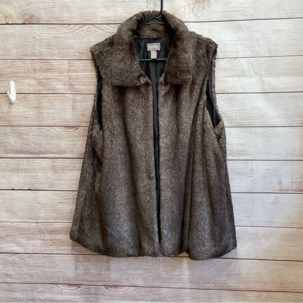 CHICOS FAUX‎ FUR VEST IN BROWN